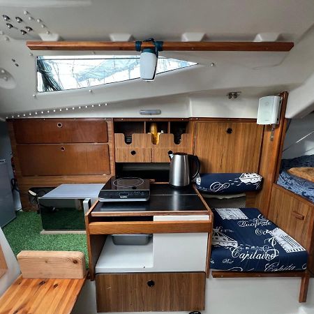 Nuit Insolite Sur Un Bateau Au Havre Le Havre Exterior photo
