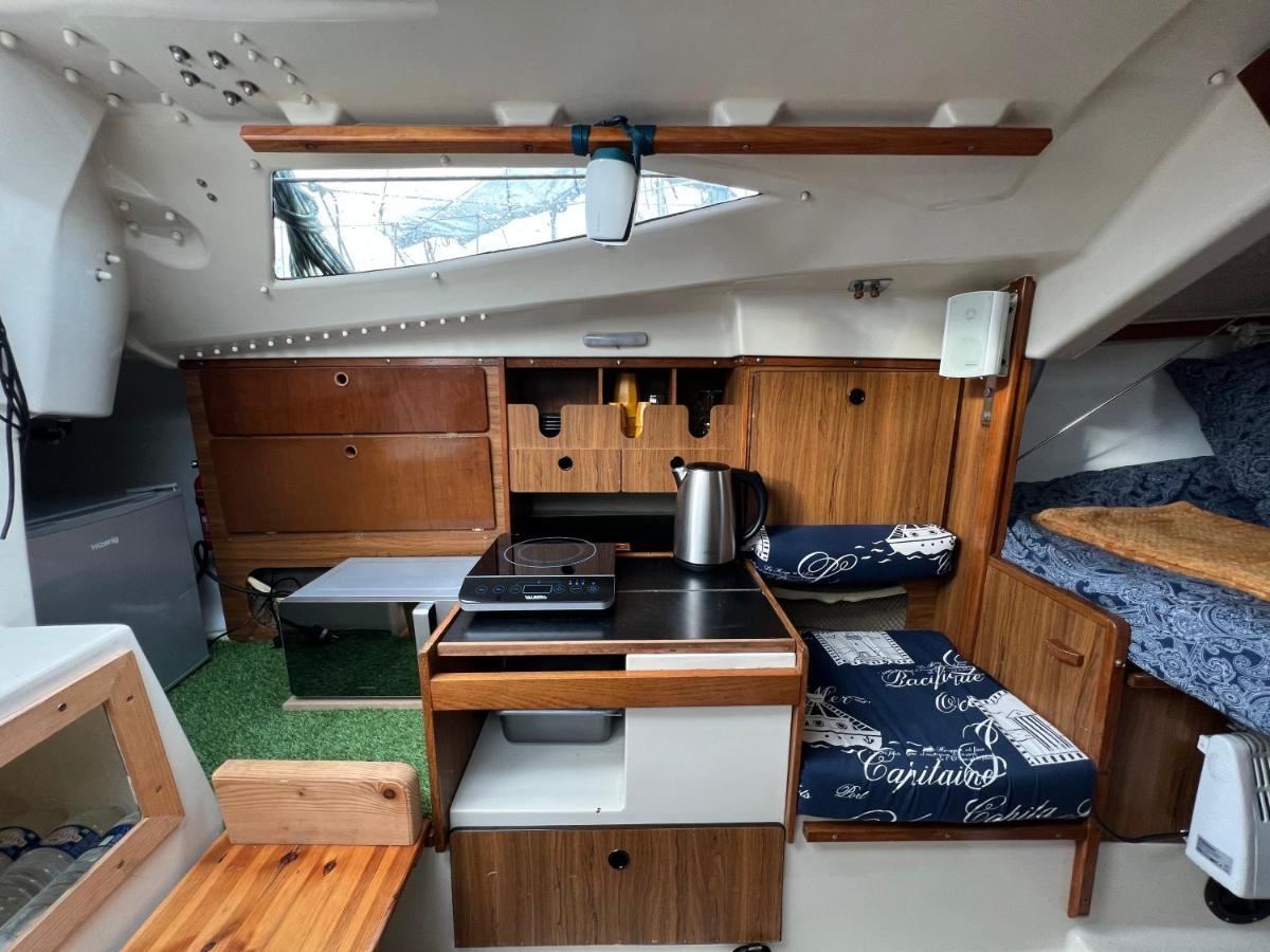 Nuit Insolite Sur Un Bateau Au Havre Le Havre Exterior photo